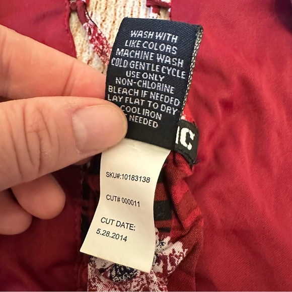 Hot Topic Burgundy Skull Pattern Dress Size Small Rockabilly Goth Punk Plaid - Picture 9 of 10